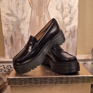 G.H. Bass & Co. Black Platform Penny Loafers